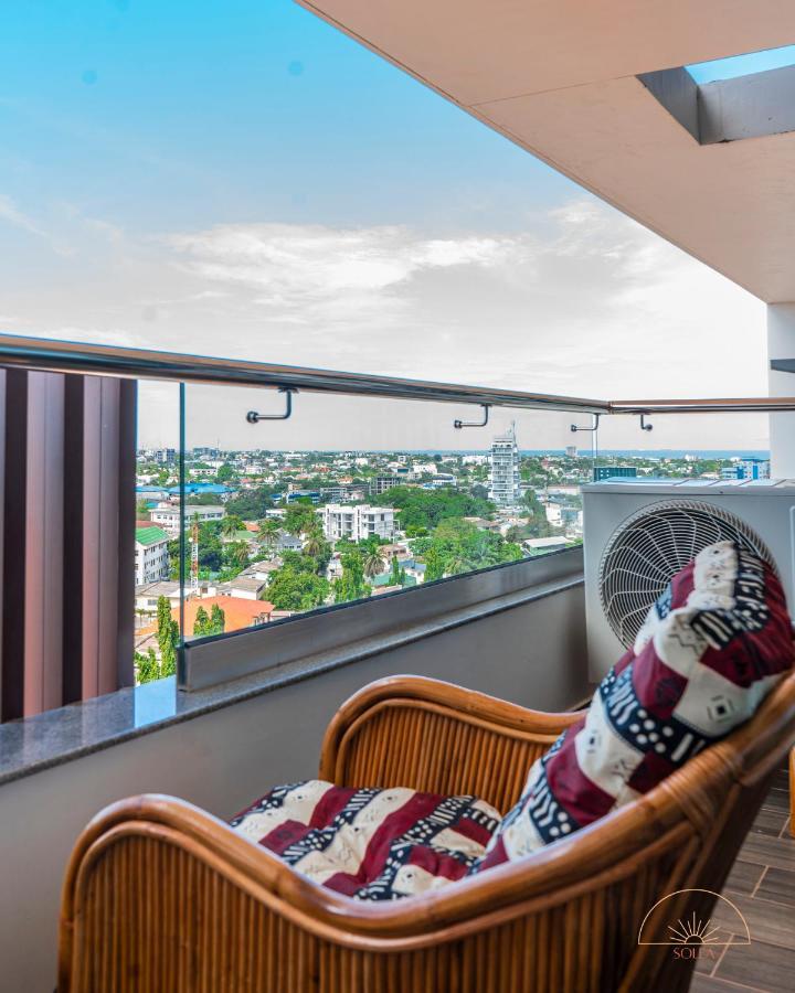 Solea 1 Bedroom Apartment - Central, Comfortable, Cozy, Balcony, Pool, Gym Accra Exterior photo